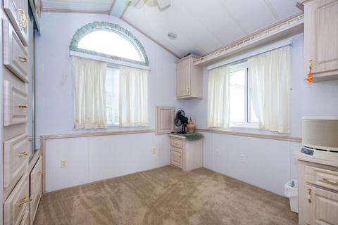 209 Windward, Lakemoor, IL 60051 photo 11
