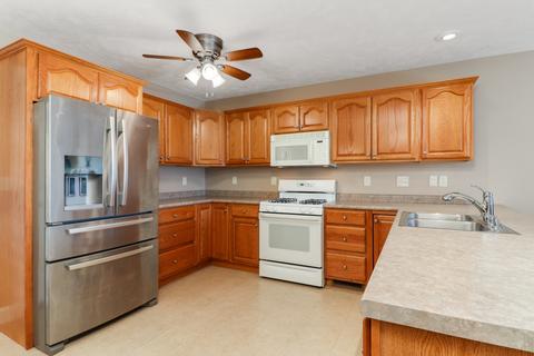 1803 Marina Dr, Normal, IL 61761 photo 6
