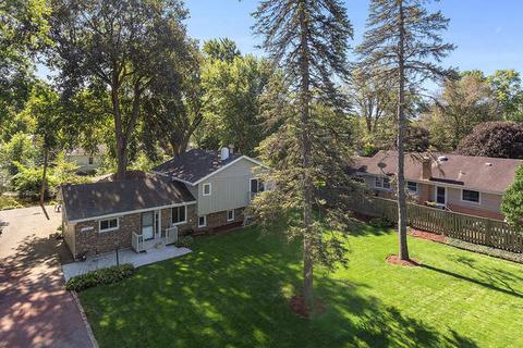 1451 N Harrison St, Algonquin, IL 60102 photo 2