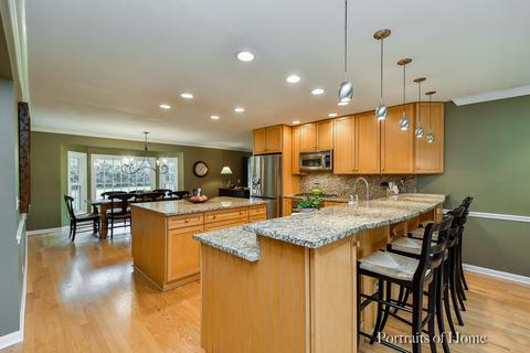 2 S277 Seneca Dr, Wheaton, IL 60189 photo 4