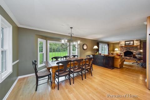 2 S277 Seneca Dr, Wheaton, IL 60189 photo 8