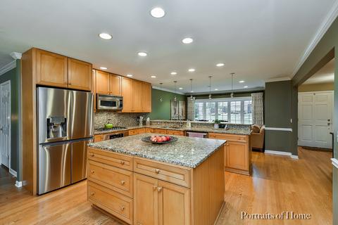 2 S277 Seneca Dr, Wheaton, IL 60189 photo 5