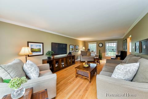 2 S277 Seneca Dr, Wheaton, IL 60189 photo 9