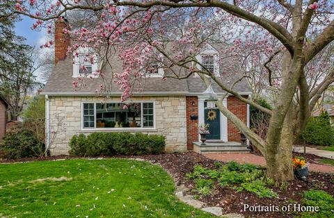 427 S Wright St, Naperville, IL 60540 photo 1