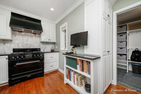 427 S Wright St, Naperville, IL 60540 photo 10