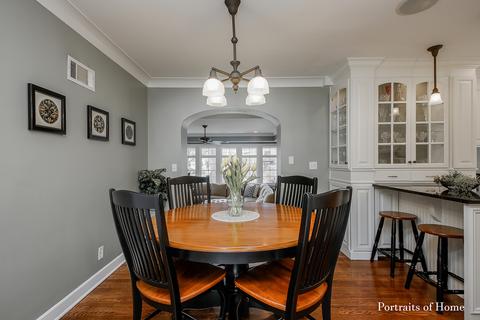 427 S Wright St, Naperville, IL 60540 photo 14