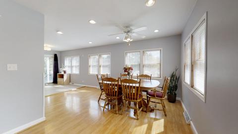 216 Park Rd, Lakemoor, IL 60051 photo 10