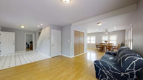 216 Park Rd, Lakemoor, IL 60051 photo 7