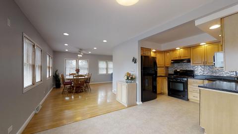 216 Park Rd, Lakemoor, IL 60051 photo 14