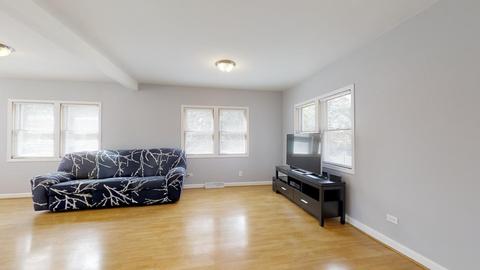 216 Park Rd, Lakemoor, IL 60051 photo 6