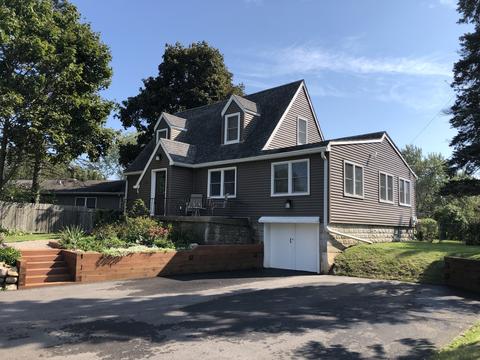 216 Park Rd, Lakemoor, IL 60051 photo 2