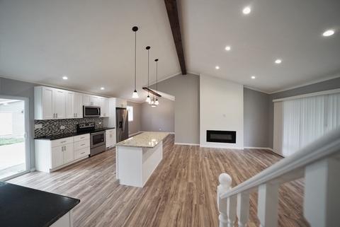 545 Western St, Hoffman Estates, IL 60169 photo 25