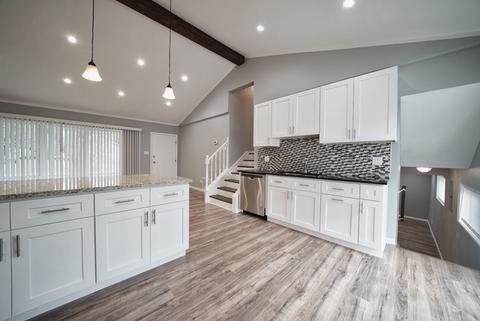 545 Western St, Hoffman Estates, IL 60169 photo 18