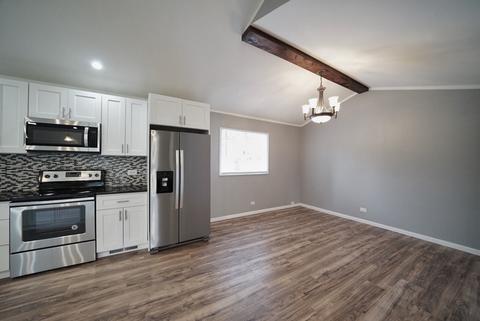 545 Western St, Hoffman Estates, IL 60169 photo 12
