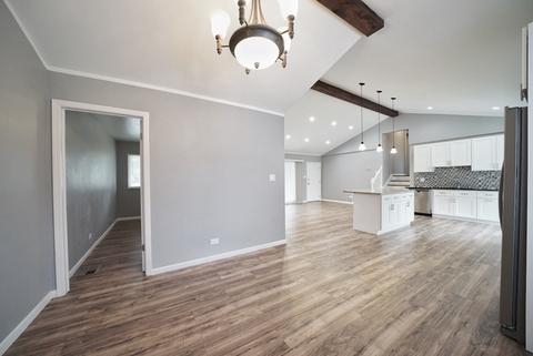 545 Western St, Hoffman Estates, IL 60169 photo 11