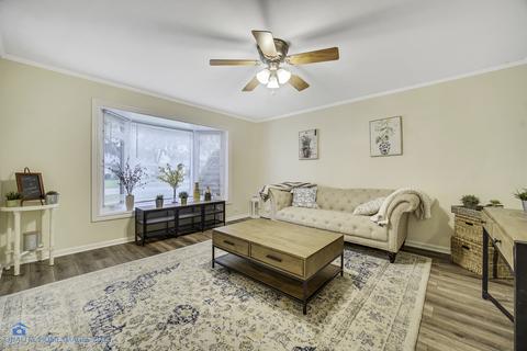 139 W Wayne Pl, Wheeling, IL 60090 photo 5