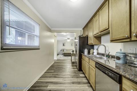 139 W Wayne Pl, Wheeling, IL 60090 photo 12