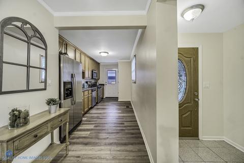 139 W Wayne Pl, Wheeling, IL 60090 photo 10