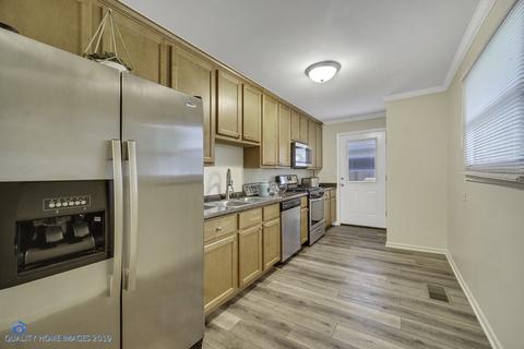 139 W Wayne Pl, Wheeling, IL 60090 photo 9