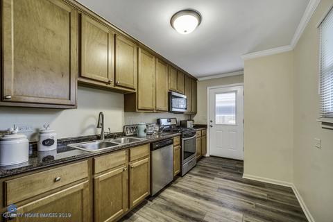 139 W Wayne Pl, Wheeling, IL 60090 photo 11