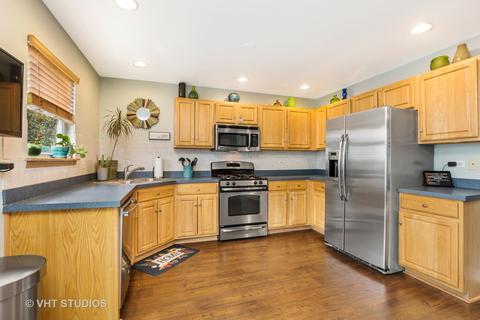 2056 Grayhawk Dr, Aurora, IL 60503 photo 5