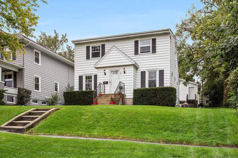 30 E Division St, Lemont, IL 60439 photo 2