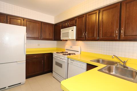 209 E Irving Park Rd #1S, Itasca, IL 60143 photo 18