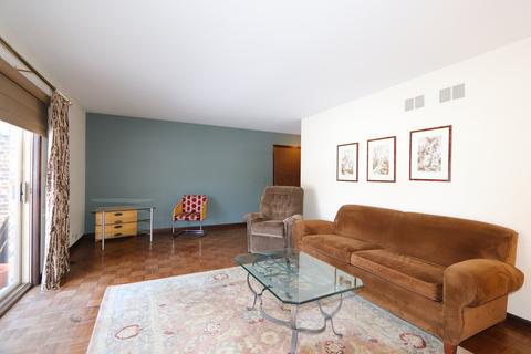 209 E Irving Park Rd #1S, Itasca, IL 60143 photo 8