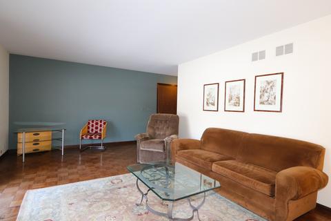 209 E Irving Park Rd #1S, Itasca, IL 60143 photo 7