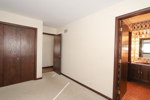 209 E Irving Park Rd #1S, Itasca, IL 60143 photo 23