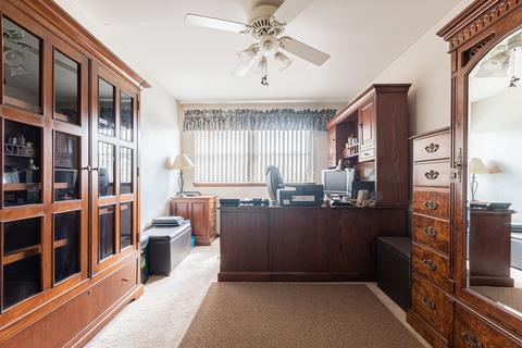 1574 Brookside Dr, Hoffman Estates, IL 60169 photo 7