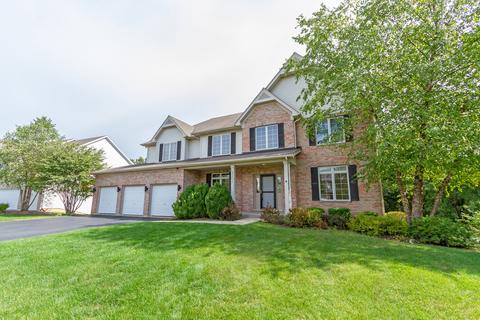 1301 Bison Ln, Hoffman Estates, IL 60192 photo 2