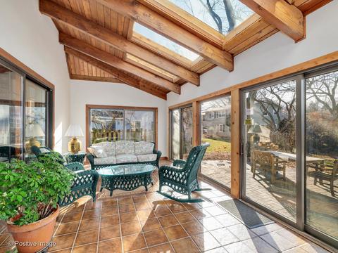 1402 Glencoe St, Wheaton, IL 60187 photo 13