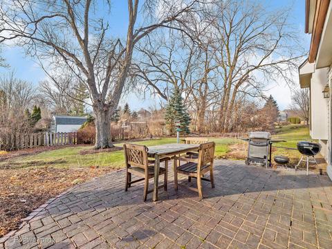1402 Glencoe St, Wheaton, IL 60187 photo 25