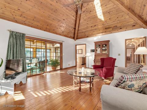 1402 Glencoe St, Wheaton, IL 60187 photo 15
