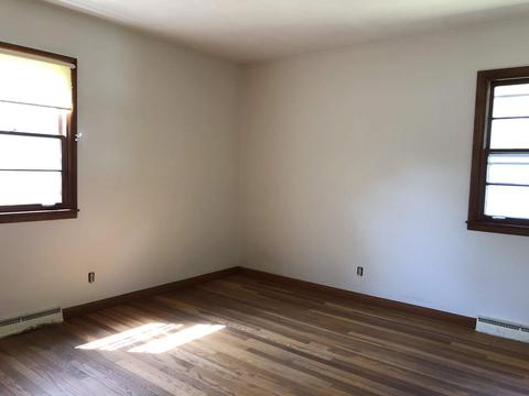 301 E Sunset Pl, Dekalb, IL 60115 photo 9