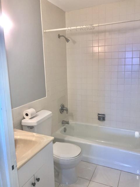 3615 E Central Rd #303, Glenview, IL 60025 photo 12