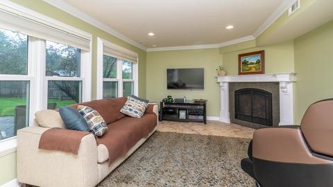 1455 Mayfield Ln, Hoffman Estates, IL 60169 photo 31