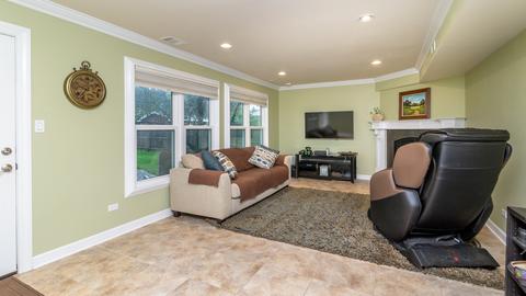 1455 Mayfield Ln, Hoffman Estates, IL 60169 photo 29