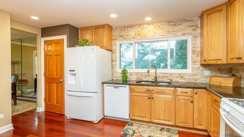 1455 Mayfield Ln, Hoffman Estates, IL 60169 photo 14