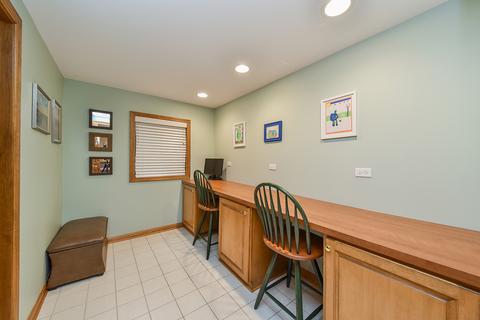 7 Hawkins Cir, Wheaton, IL 60189 photo 26