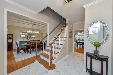 7 Hawkins Cir, Wheaton, IL 60189 photo 16