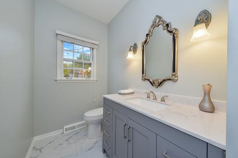 7 Hawkins Cir, Wheaton, IL 60189 photo 17