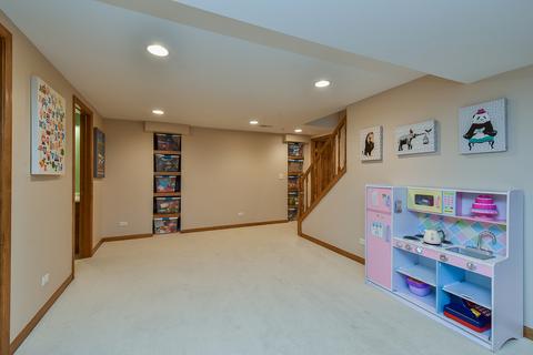 7 Hawkins Cir, Wheaton, IL 60189 photo 23