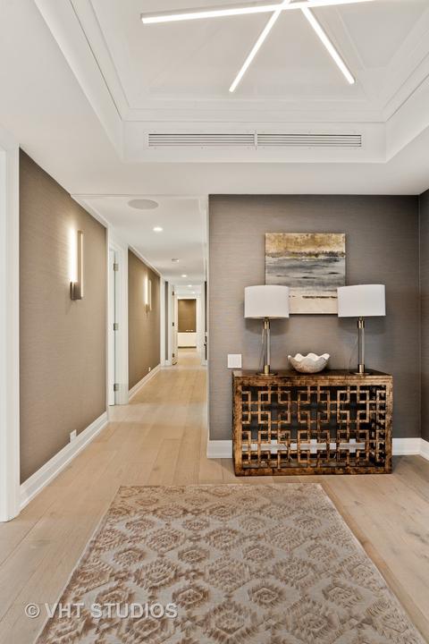 180 E Pearson St #6502, Chicago, IL 60611 photo 11