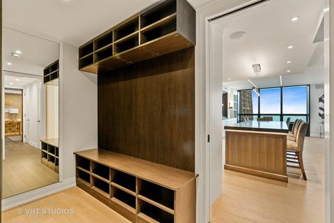 180 E Pearson St #6502, Chicago, IL 60611 photo 22