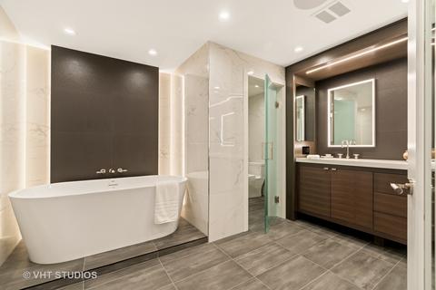 180 E Pearson St #6502, Chicago, IL 60611 photo 14