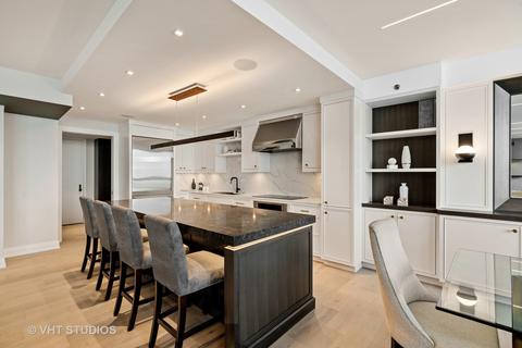180 E Pearson St #6502, Chicago, IL 60611 photo 5