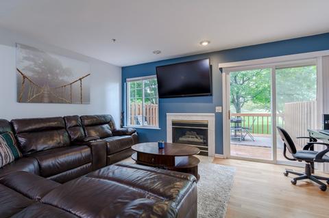440 Cavalier Ct #A, West Dundee, IL 60118 photo 4