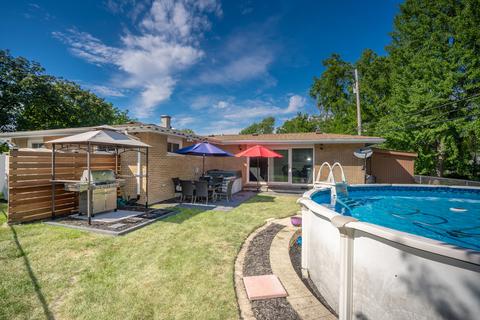 139 E Normandy Dr, Addison, IL 60101 photo 18